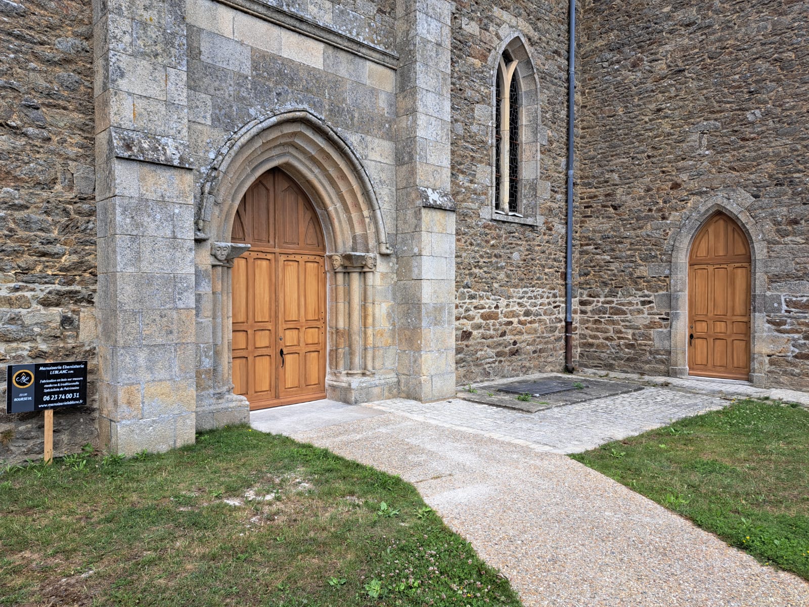 Menuiserie Leblanc Menuisier Traditionel A Dinan Fabrication Porte Deglise 1
