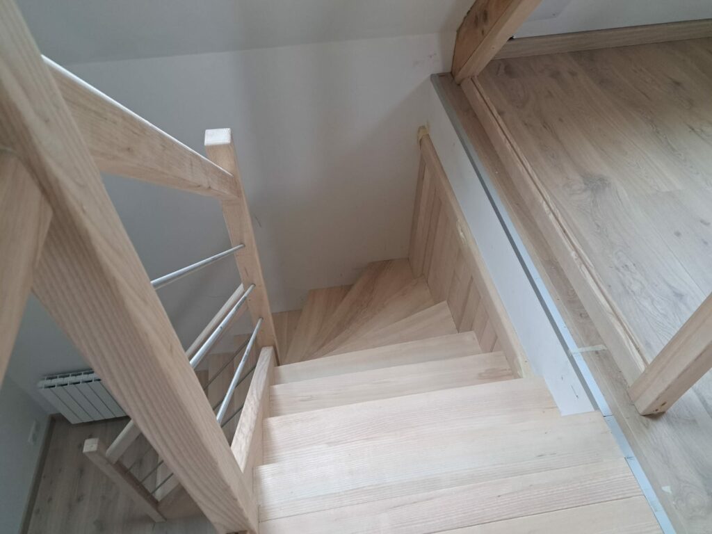Menuiserie Leblanc Menuisier Traditionel A Dinan ESCALIERS 15